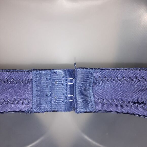 Youmita Shiny Navy 34B Push Up Plunge Bra NWT - Picture 8 of 11